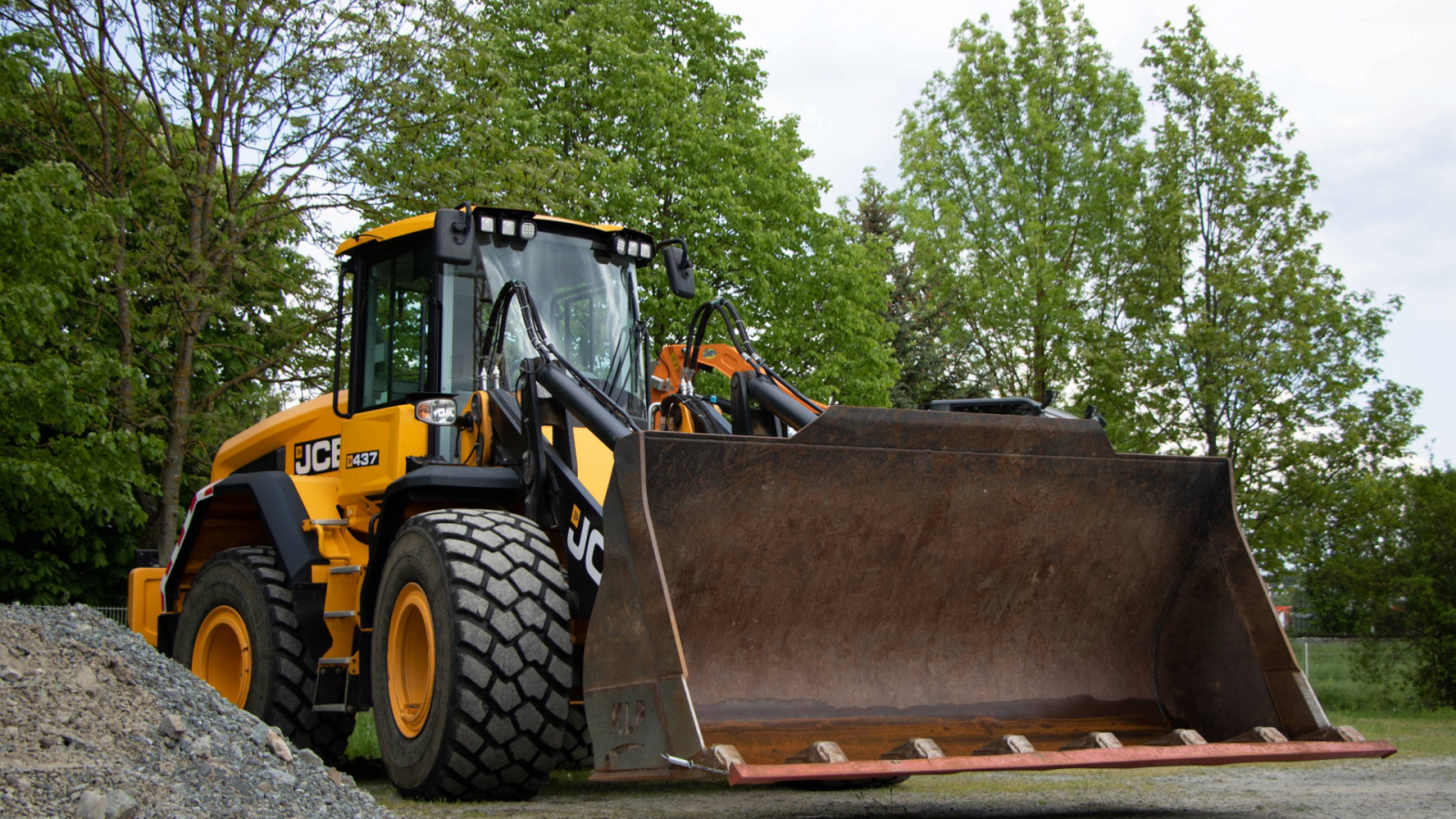 jcb-bagger